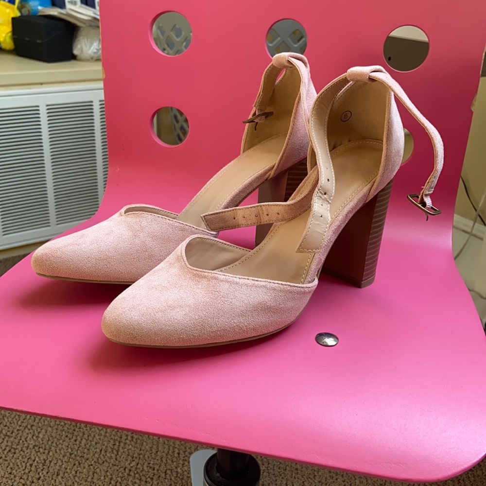 Brand new never worn 3inch heels